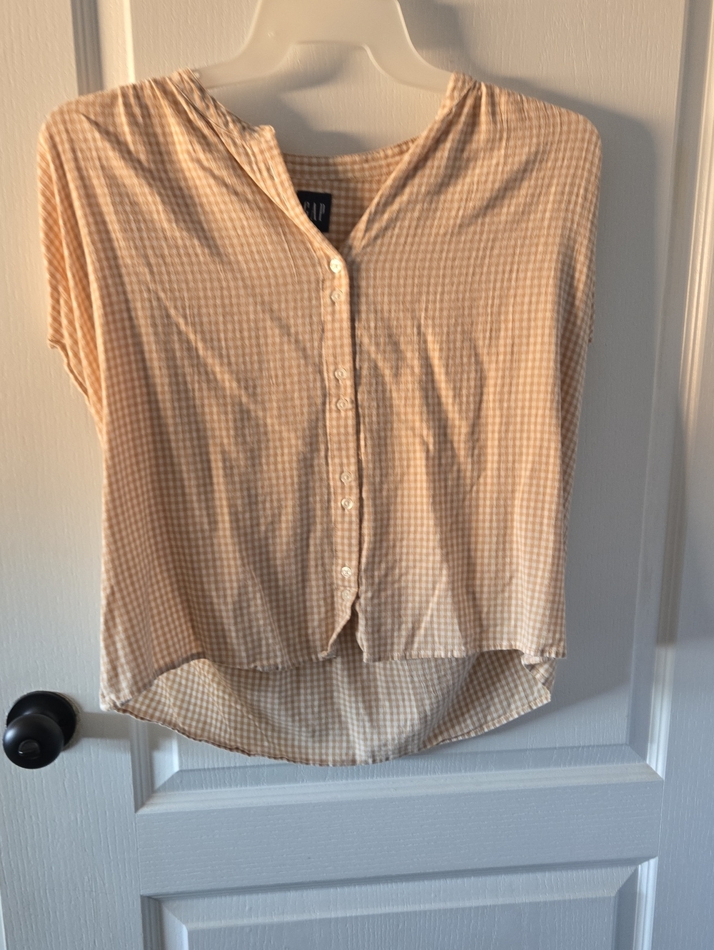 Airy Gap Gingham Top